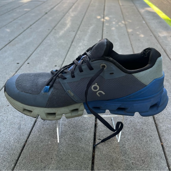 ON Running CLOUDFLYER 4 Men Size M9 Running Shoes Blue Low Cloud 71.98675 - Picture 4 of 17